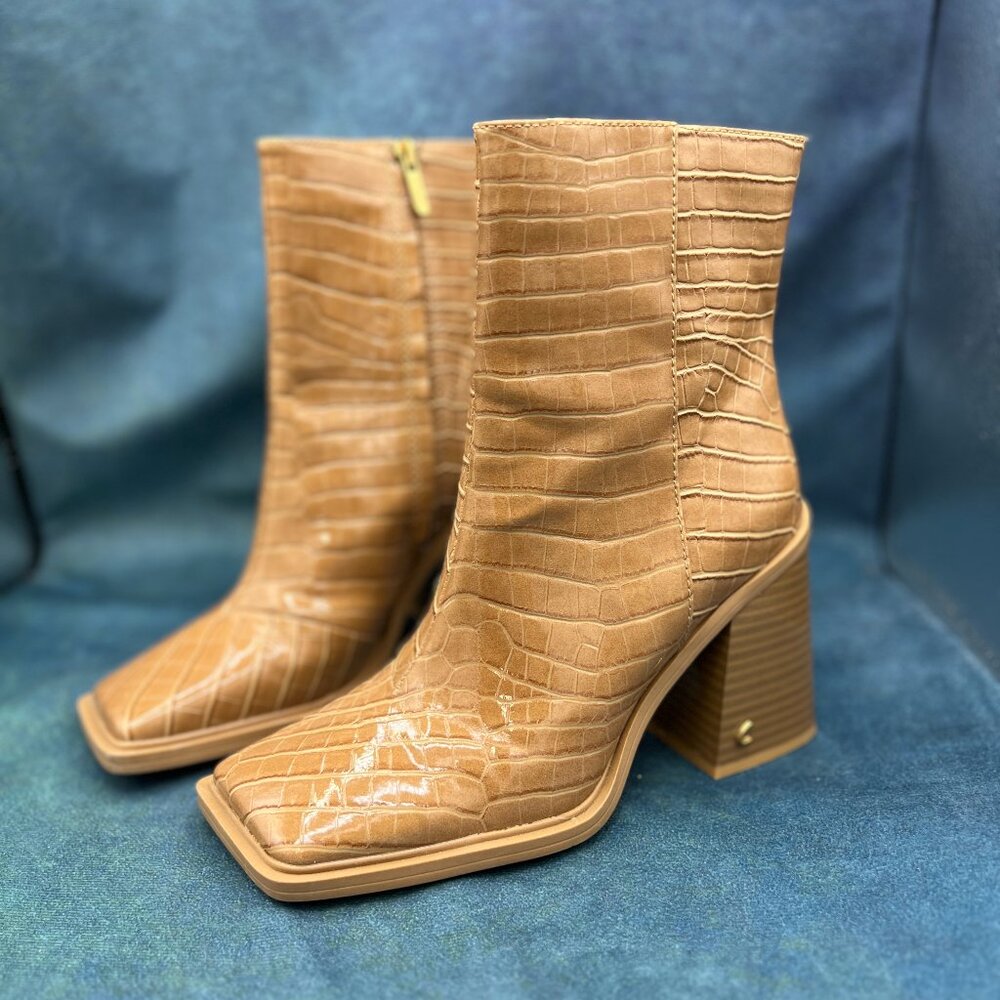 Circus by Sam Edelman Layla Caramel Brown Crocodile Embossed Boots